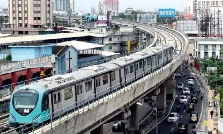 കൊച്ചി മെട്രോ ഈ മാസം ഏഴിന് പുനരാരംഭിക്കും കൊച്ചി മെട്രോ ഈ മാസം ഏഴിന് പുനരാരംഭിക്കും
