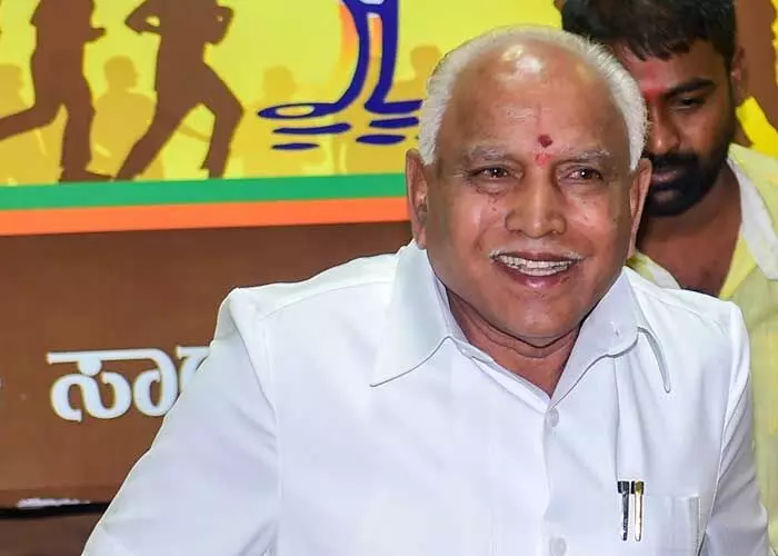 കാസർകോട് അതിർത്തിയിലെ സ്ഥലപേരുകൾ മാറ്റുന്നതിലെ തർക്കം; കേരള മുഖ്യമന്ത്രിയുമായി ചർച്ച നടത്തുമെന്ന് ബി.എസ്. യെദിയൂരപ്പ കാസർകോട് അതിർത്തിയിലെ സ്ഥലപേരുകൾ മാറ്റുന്നതിലെ തർക്കം; കേരള മുഖ്യമന്ത്രിയുമായി ചർച്ച നടത്തുമെന്ന് ബി.എസ്. യെദിയൂരപ്പ