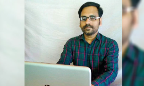 പരിമിതികളിൽ വീഴാതെ അധ്യാപനത്തിൽ വിസ്മയം തീർത്ത് നൗഷാദ്