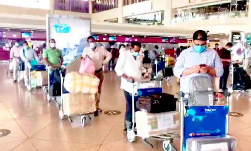 ലോ​ക കേ​ര​ള​സ​ഭ​യു​ടെ ചാ​ർ​ട്ടേ​ഡ് വി​മാ​നം; എ​ട്ടാ​മ​ത്തെ സ​ർ​വി​സ്​ കൊ​ച്ചി​യി​​ലേ​ക്ക്​ പ​റ​ന്നു