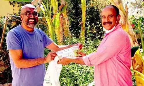 ഒ​മാ​ൻ കൃ​ഷി​ക്കൂ​ട്ടം വി​ത്തു​വി​ത​ര​ണം