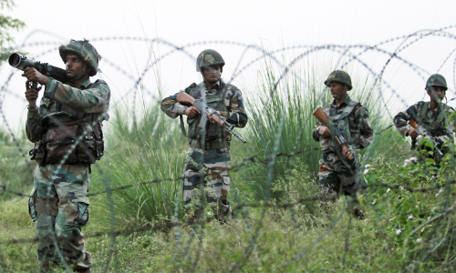 പൂഞ്ചിലെ മൂന്ന് സെക്ടറുകളിൽ പാക് വെടിവെപ്പ്; ഇന്ത്യ ശക്തമായി തിരിച്ചടിച്ചു