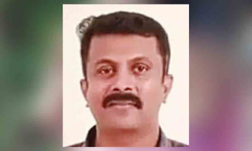 നൗഫൽ മാഷ് മുേമ്പ ഓൺലൈനാണ് നൗഫൽ മാഷ് മുേമ്പ ഓൺലൈനാണ്