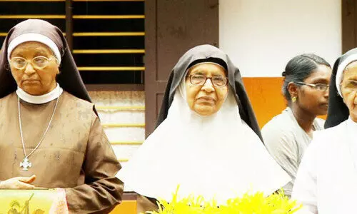 അഞ്ജുവിനെ കണ്ടെത്തിയ മാലാഖമാർ