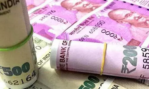 ചട്ടവിരുദ്ധ പട്ടയം: ഉദ്യോഗസ്ഥരുടെ വേതന വർധന തടഞ്ഞു