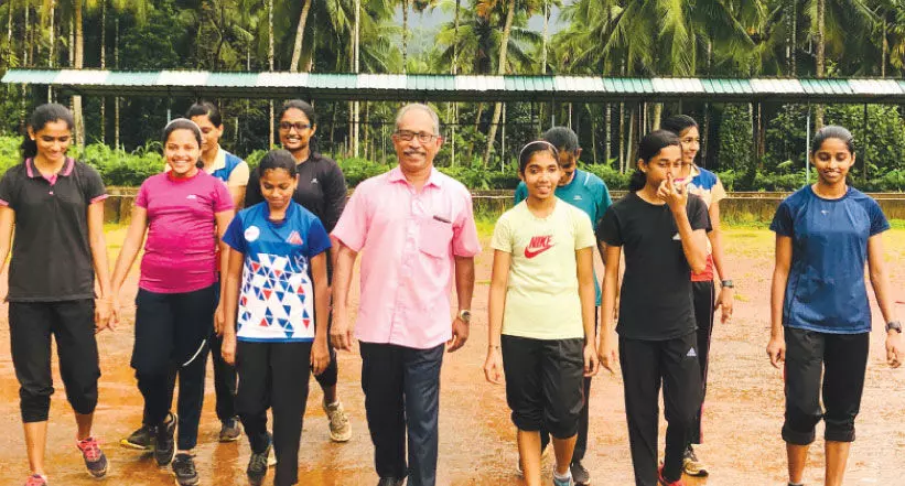 വിരമിച്ചിട്ടും വിരമിക്കാതെ കുര്യൻ മാസ്​റ്റർ