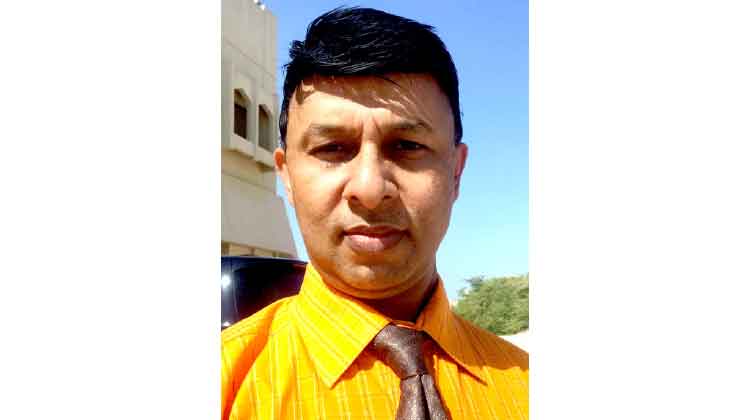 ഇവരുടെ ചോരക്കും ചുവപ്പാണ് നിറം ഇവരുടെ ചോരക്കും ചുവപ്പാണ് നിറം