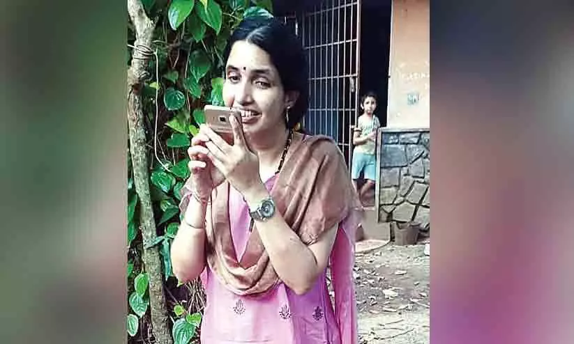 അകക്കണ്ണി​െൻറ കാഴ്ചയിൽ ഓൺലൈനിലും ക്ലാസ് നയിച്ച് ശ്രീരേഖ