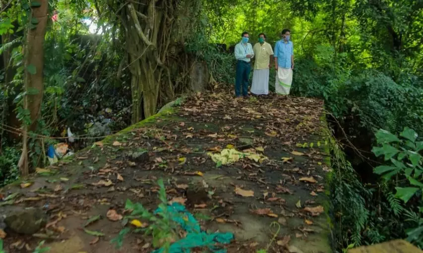 ബ്രിട്ടീഷ് പാലം ചരിത്ര സ്മാരകമാക്കി അഗസ്ത്യമുഴിയിൽ പൈതൃക പാർക്കിന് പച്ചക്കൊടി ബ്രിട്ടീഷ് പാലം ചരിത്ര സ്മാരകമാക്കി അഗസ്ത്യമുഴിയിൽ പൈതൃക പാർക്കിന് പച്ചക്കൊടി