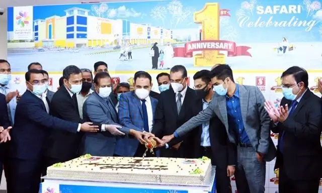 ഒന്നാം വാർഷികം ആഘോഷമാക്കി സഫാരി ഒന്നാം വാർഷികം ആഘോഷമാക്കി സഫാരി