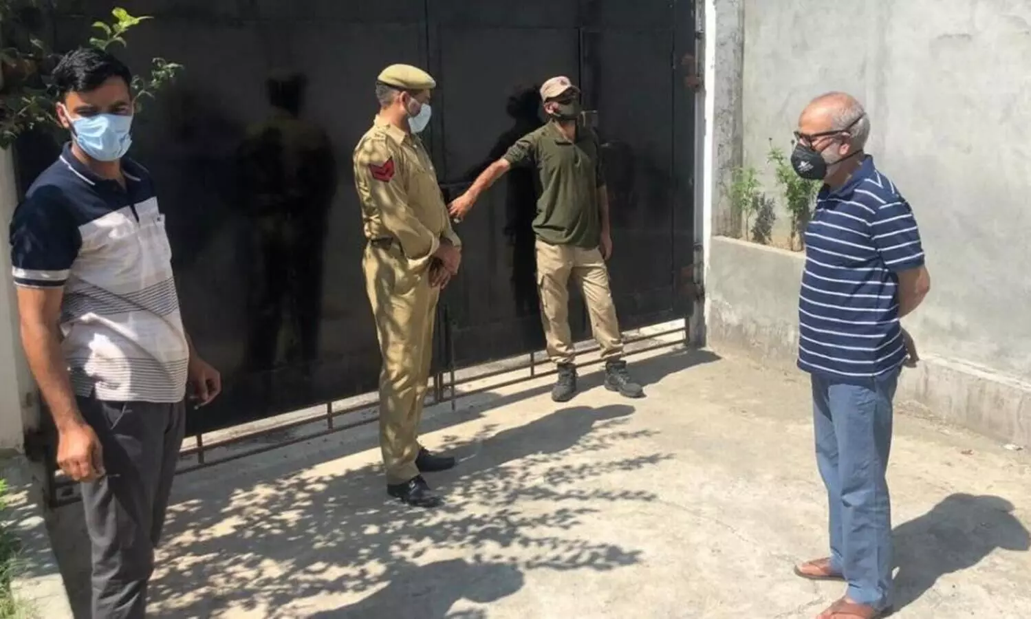 കശ്​മീരിൽ സ്വാതന്ത്ര്യം ഉണ്ടെന്ന്​ നിങ്ങൾ പറയുന്നു; പക്ഷേ ഞങ്ങൾക്ക്​ വീടിന്​ പുറത്തിറങ്ങാൻ പറ്റുന്നില്ല