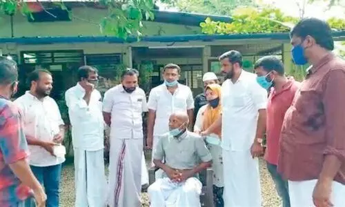 23 വർഷം മുമ്പ്​ വീടുവിട്ട വയോധികനെ ബന്ധുക്കളെ ഏൽപിച്ചു