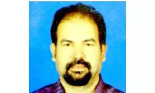 മൂ​ന്ന​ര പ​തി​റ്റാ​ണ്ടി​െൻറ പ്ര​വാ​സ​ത്തി​ന്​ വി​രാ​മ​മി​ട്ട് വേ​ണു​ഗോ​പാ​ൽ നാ​ട​ണ​യു​ന്നു