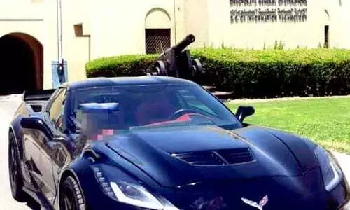 220 കി​.​മീ​ വേ​ഗ​ത​യി​ൽ കാ​ർ ഒാ​ടി​ച്ച​യാ​ൾ അ​റ​സ്​​റ്റി​ൽ