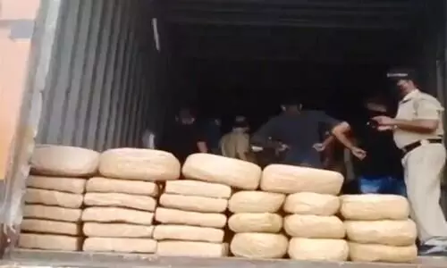 ആറ്റിങ്ങൽ കഞ്ചാവ് കടത്തിൽ പ​​ങ്കെന്ന്​ സൂചന; പാനൂരിലെ ആർ.എസ്.എസുകാര​​െൻറ വീട്ടിൽ പരിശോധന