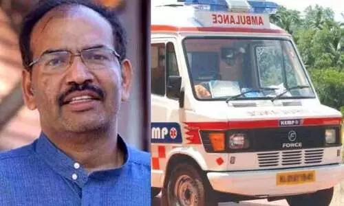 ആംബുലൻസിലെ പീഡനം: ഉത്തരവാദി സർക്കാർ, പെൺകുട്ടിയോട് മാപ്പ് പറയണം -മുരളി തുമ്മാരുകുടി