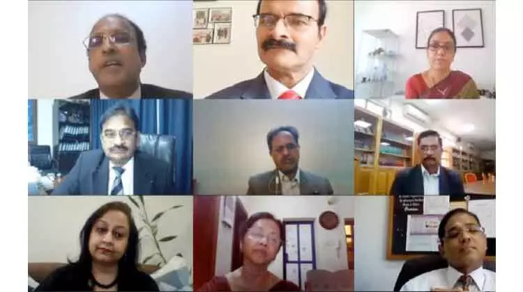 അധ്യാപകർക്ക് ആദരവർപ്പിച്ച് ഇന്ത്യൻ എംബസി അധ്യാപകർക്ക് ആദരവർപ്പിച്ച് ഇന്ത്യൻ എംബസി