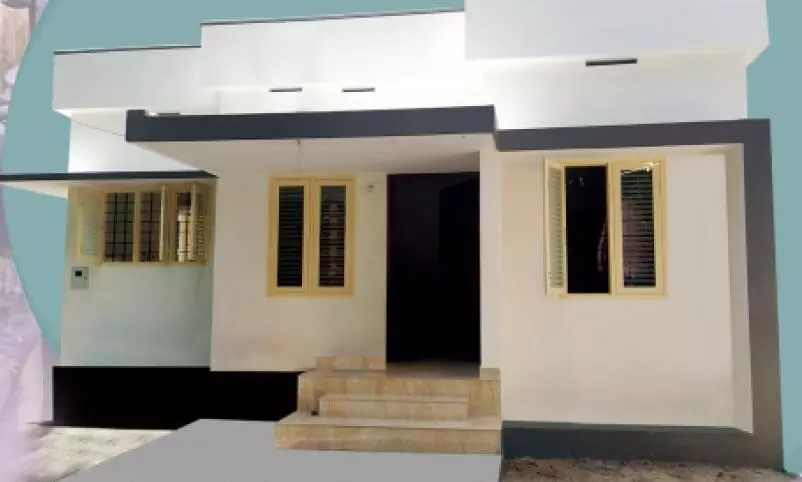 ആശങ്കക്ക്​ അറുതി; നാട്ടുകാരുടെ കരുതലിൽ രാധക്കും കിച്ചുവിനും ഇന്നു പാലുകാച്ചൽ