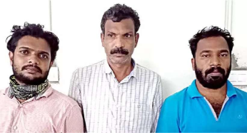 ഫാസ്​റ്റ്​ ഫുഡ് കടയുടമയെ മർദിച്ച സംഭവം; മൂന്നുപേർ അറസ്​റ്റിൽ