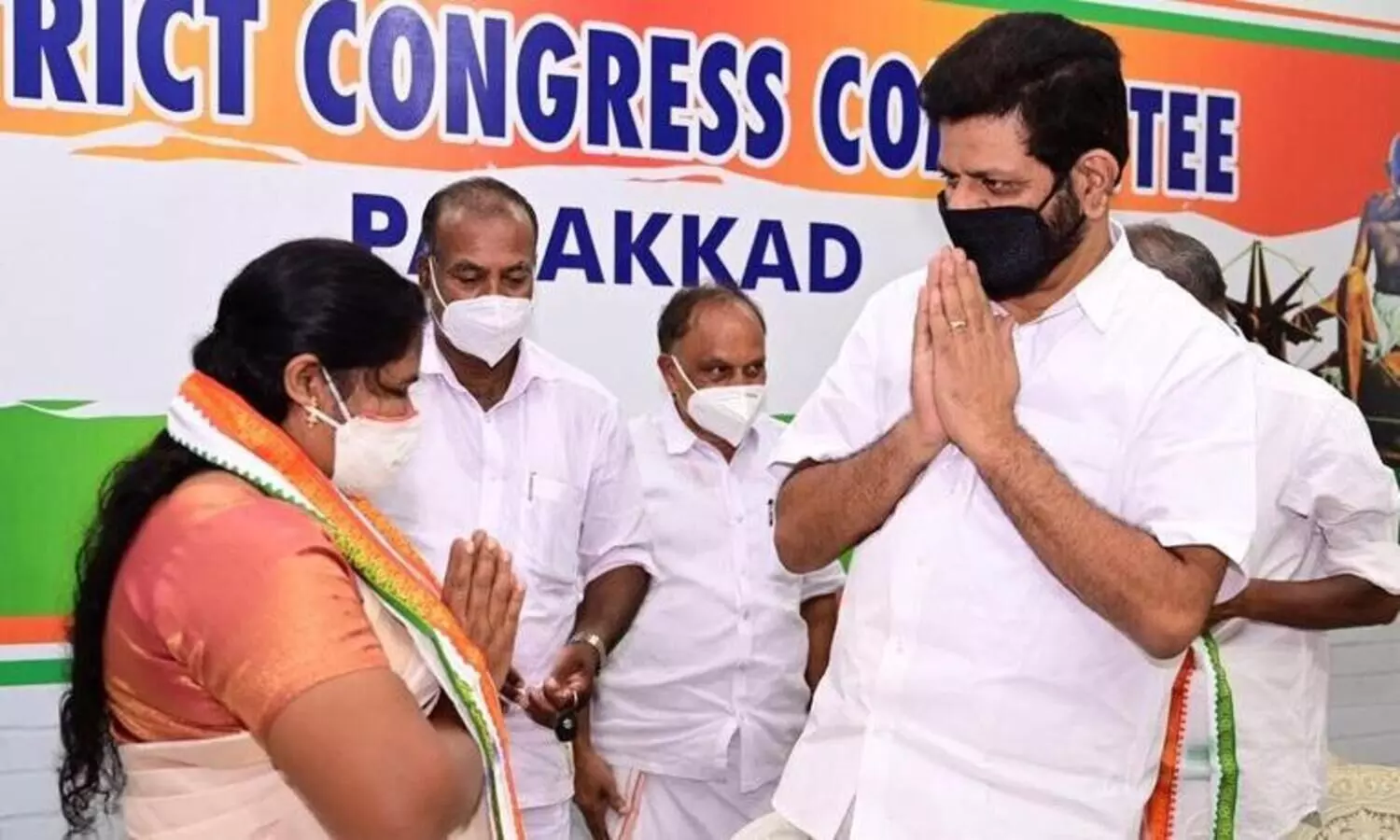 ഗ്രൂപ്​ പോര്​; സി.പി.​െഎയിലെ ആദിവാസി നേതാവ്​ കോൺഗ്രസിൽ ചേർന്നു