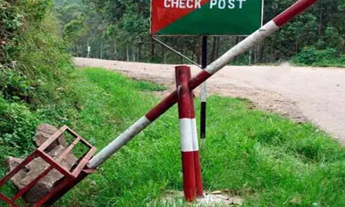 അതിർത്തി കടക്കുന്ന വാഹനങ്ങൾക്ക് രജിസ്​റ്റർ ചെയ്യാൻ 100 രൂപ