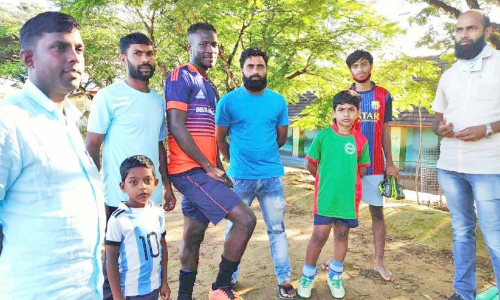 സ്നേഹത്തണലിൽ ഇത്തിരിനേരം