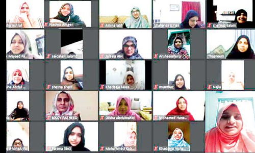 ഹി​ജ്‌​റ​യി​ല്‍ സ്ത്രീ​ക​ള്‍ക്കും പാ​ഠ​ങ്ങ​ളു​ണ്ട്‌ –പി. ​റു​ക്‌​സാ​ന