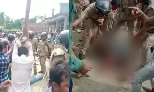 യു.പിയിൽ യുവാവിനെ ആൾക്കൂട്ടം മർദ്ദിക്കുന്നു