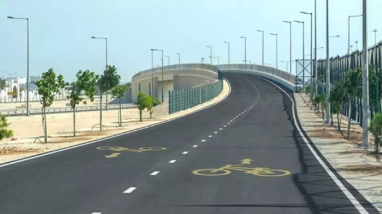 ഇതാ കൂട്ടിയോജിപ്പിക്കലില്ലാത്ത ലോകത്തിലെ നമ്പർ വൺ സൈക്കിൾപാത ഇതാ കൂട്ടിയോജിപ്പിക്കലില്ലാത്ത ലോകത്തിലെ നമ്പർ വൺ സൈക്കിൾപാത