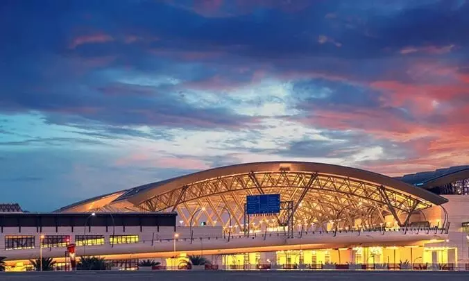 ഒമാനിലെ വിമാനത്താവളങ്ങൾ ഒക്ടോബർ ഒന്നുമുതൽ തുറക്കും ഒമാനിലെ വിമാനത്താവളങ്ങൾ ഒക്ടോബർ ഒന്നുമുതൽ തുറക്കും