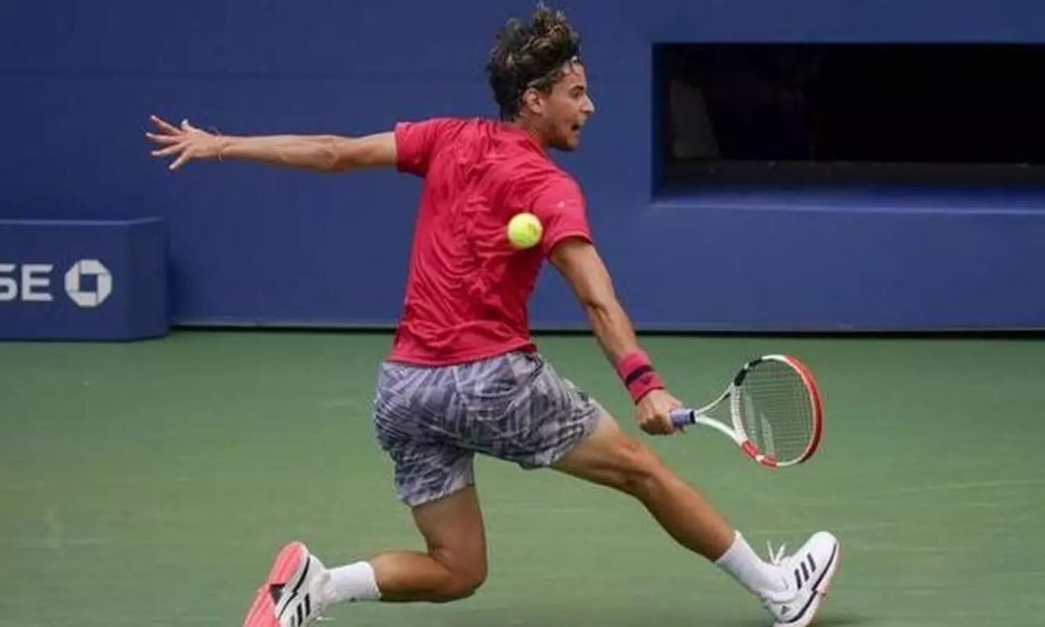 യു.എസ്​ ഒാപൺ തീം, സെറീന ക്വാർട്ടറിൽ