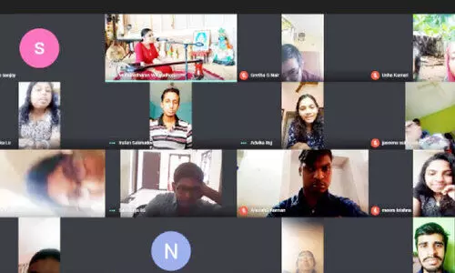 ഭിന്നശേഷികുട്ടികള്‍ക്ക് പാട്ടും ചിന്തയുമായി വൈക്കം വിജയലക്ഷ്മി