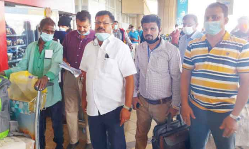 പി.​എം.​എ​ഫ് 12ാം ചാ​ർ​ട്ട​ർ വി​മാ​നം യാ​ത്ര ന​ട​ത്തി