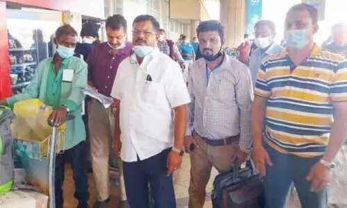 പി.​എം.​എ​ഫ് 12ാം ചാ​ർ​ട്ട​ർ വി​മാ​നം യാ​ത്ര ന​ട​ത്തി