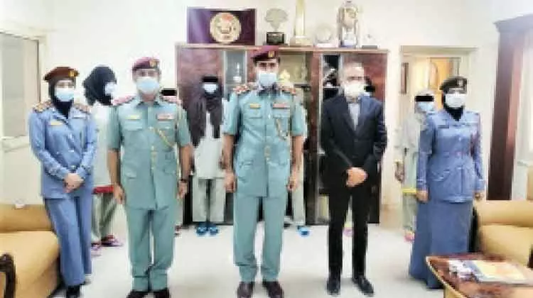 175 തടവുകാര്‍ക്ക് നാടണയാന്‍ സൗകര്യമൊരുക്കിയ ഫിറോസ്‌ മർച്ചൻറിന്​ അജ്മാന്‍ പൊലീസ് ആദരം