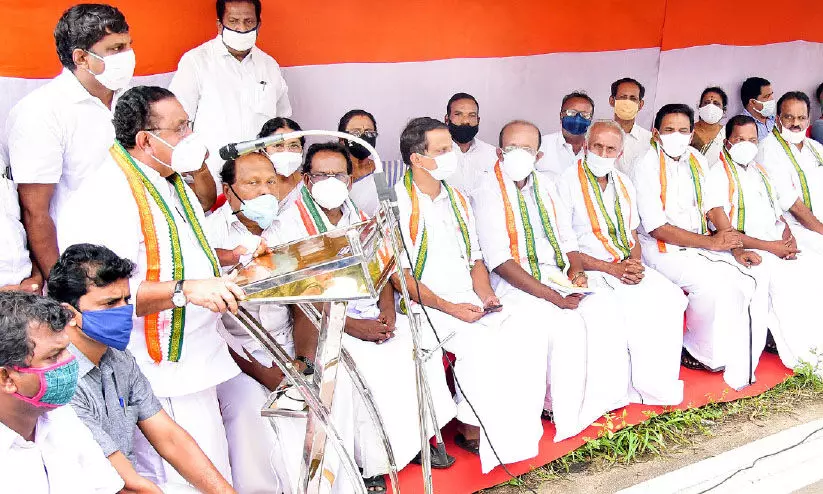 ആംബുലൻസിലെ ബലാത്സംഗം: സാംസ്കാരിക നായകരുടെ മൗനം ലജ്ജാകരം –എം.എം. ഹസന് ആംബുലൻസിലെ ബലാത്സംഗം: സാംസ്കാരിക നായകരുടെ മൗനം ലജ്ജാകരം –എം.എം. ഹസന്