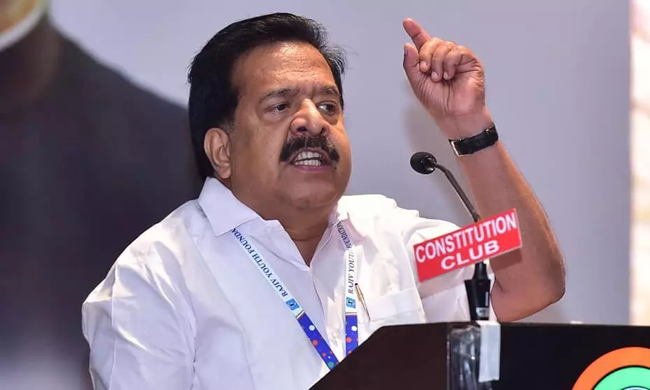 നാളെ തന്നിലേക്കും അന്വേഷണം വരുമോയെന്ന് മുഖ്യമന്ത്രി ഭയക്കുന്നു- ചെന്നിത്തല