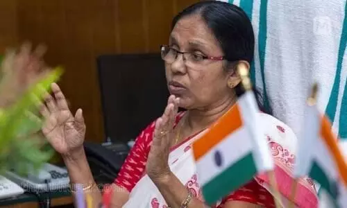 കോ​വി​ഡി​നെ​തി​രായ പ്ര​തി​രോ​ധ പ്ര​വ​ര്‍ത്ത​ന​ങ്ങ​ളി​ല്‍ പാ​ര​മ്പ​ര്യ ചി​കി​ത്സാ​രീ​തി​ക​ളെ ത​ള്ളാനാകില്ല – ആരോഗ്യ മന്ത്രി