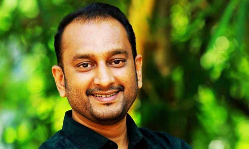 സി.പി.എം സംസ്ഥാന സെക്രട്ടറിയുടെ വീടും സംശയത്തിന്റെ നിഴലിൽ -പി.കെ. ഫിറോസ് സി.പി.എം സംസ്ഥാന സെക്രട്ടറിയുടെ വീടും സംശയത്തിന്റെ നിഴലിൽ -പി.കെ. ഫിറോസ്