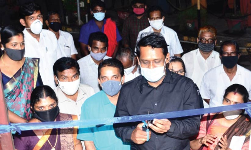 രാത്രിയിൽ തനിച്ചാണോ വരൂ.. ഷീ ലോഞ്ചിങ്ങിലേക്ക്