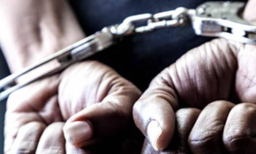 ഡോക്ടറെ തലയ്ക്കടിച്ച്​ പരിക്കേൽപിച്ച കേസിലെ രണ്ട് ഗുണ്ടകള്‍ പിടിയില്‍