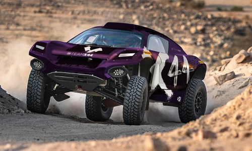 വൈദ്യുത വാഹനയോട്ട മത്സരത്തിൽ സ്വന്തം ടീമിനെ ഇറക്കി ലൂയിസ്​ ഹാമിൾട്ടൻ