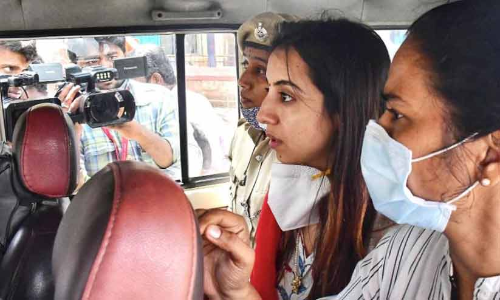 ലഹരി മണക്കുന്ന സാൻഡൽവുഡ്...