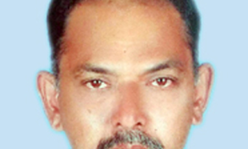 അ​പ​ക​ട​ത്തി​ൽ മീൻ വിൽപ്പനക്കാരൻ മ​രി​ച്ചു