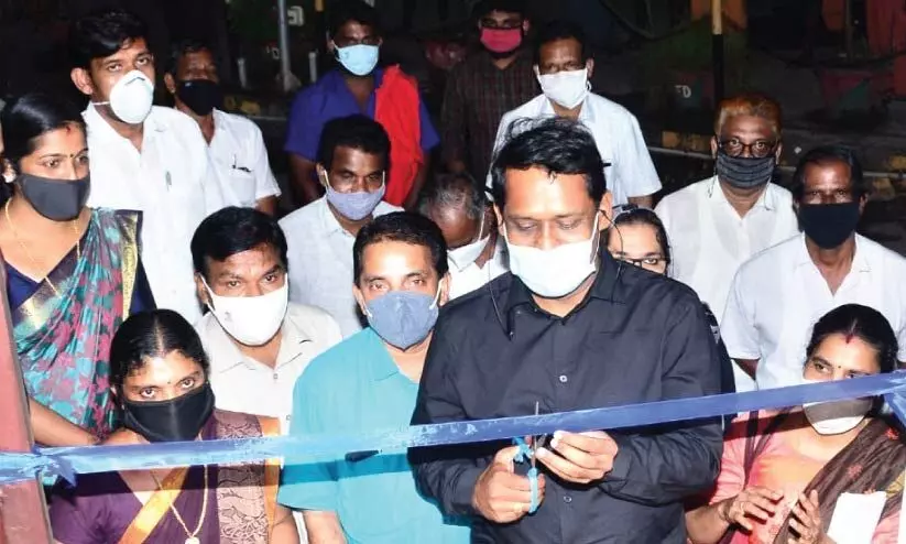 രാത്രിയിൽ തനിച്ചാണോ വരൂ.. ഷീ ലോഞ്ചിങ്ങിലേക്ക് രാത്രിയിൽ തനിച്ചാണോ വരൂ.. ഷീ ലോഞ്ചിങ്ങിലേക്ക്