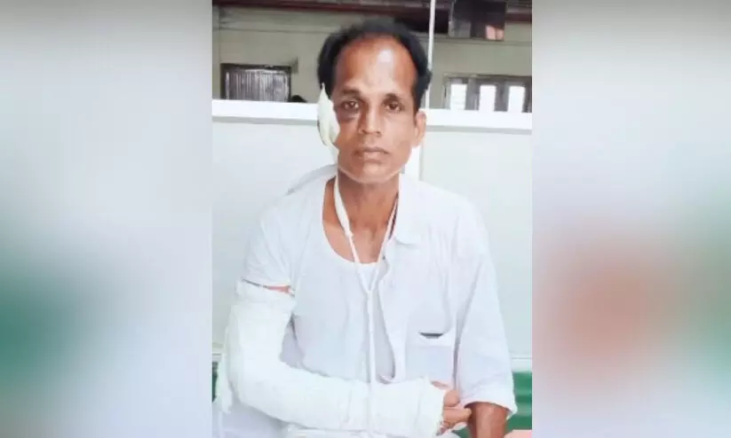 കോൺഗ്രസ് നേതാവിനെ ഗുണ്ടാസംഘം ആക്രമിച്ചതായി പരാതി കോൺഗ്രസ് നേതാവിനെ ഗുണ്ടാസംഘം ആക്രമിച്ചതായി പരാതി