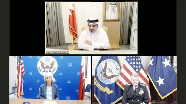 യു.​എ​സ് അ​ഞ്ചാം ക​പ്പ​ൽ​പ്പ​ട മേ​ധാ​വി​യു​മാ​യി കി​രീ​ടാ​വ​കാ​ശി ച​ര്‍ച്ച ന​ട​ത്തി