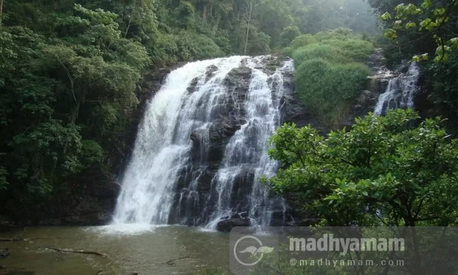 iruppu waterfalls