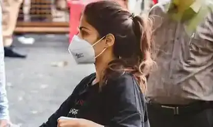 റിയയുടേയും ഷോവിക്കിന്‍റെയും ജാമ്യാപേക്ഷ ഇന്ന് പരിഗണിക്കും