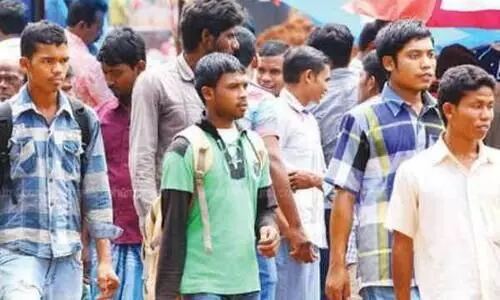 അന്തർ സംസ്ഥാന തൊഴിലാളികളെ കാത്ത് കേരളം അന്തർ സംസ്ഥാന തൊഴിലാളികളെ കാത്ത് കേരളം